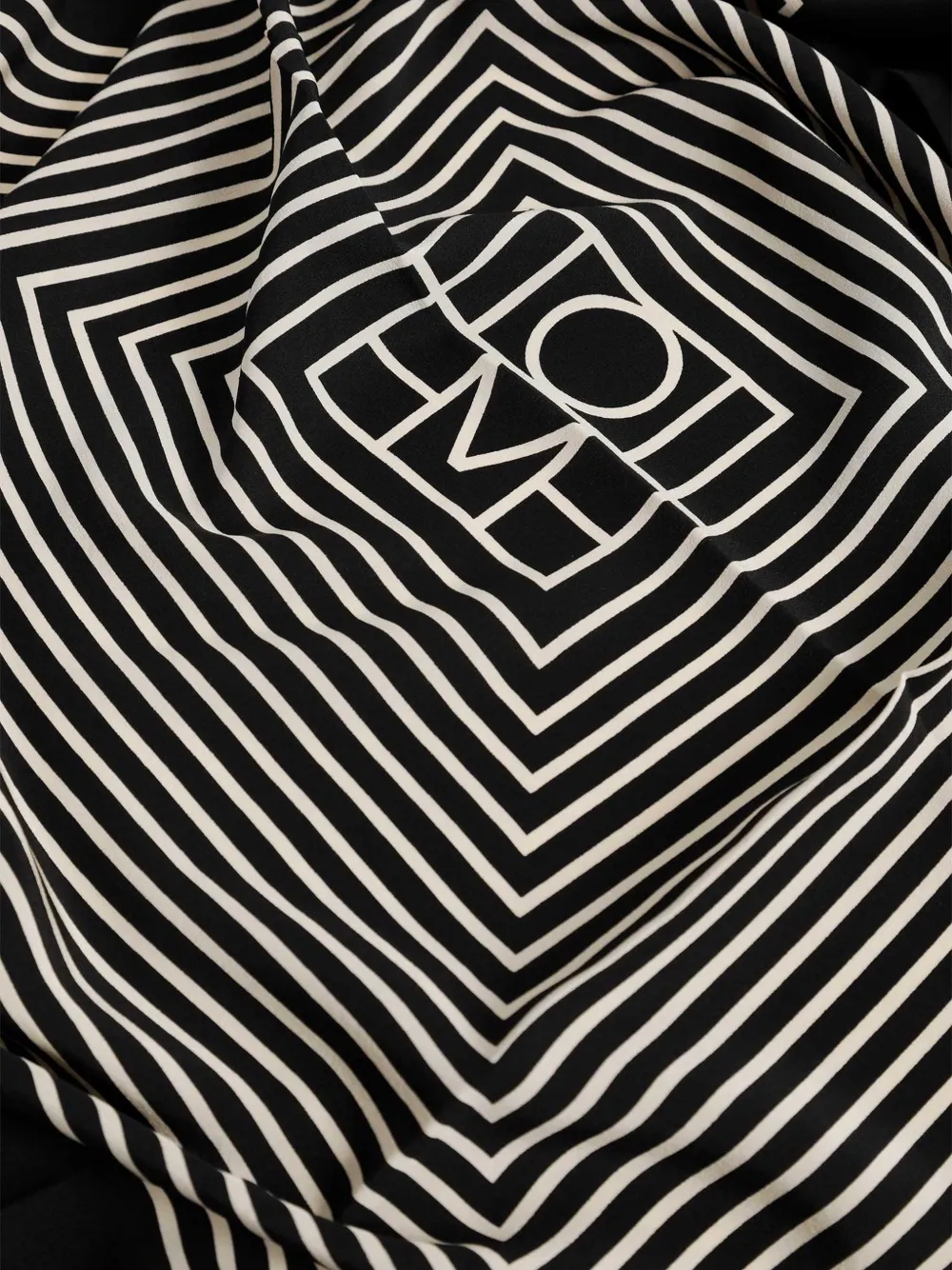 TOTEME Sjaal met monogram en logo-detail Zwart