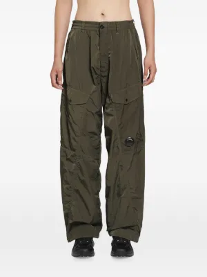 C.P. Company micro-reps Boxy Legs Pocket Lens Pants | Green