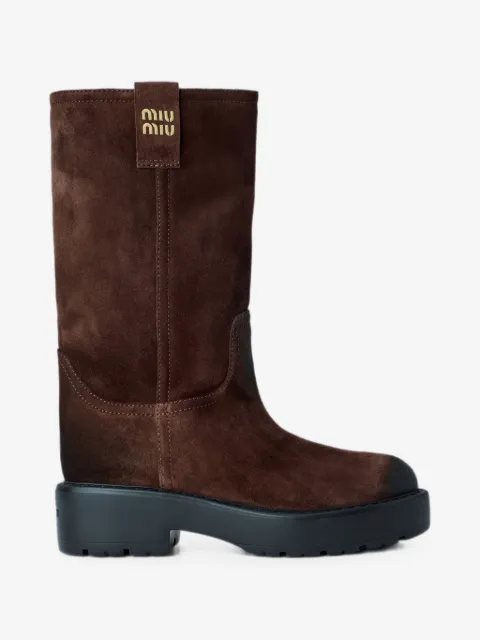 Miu Miu Wildlederstiefel mit runder Kappe