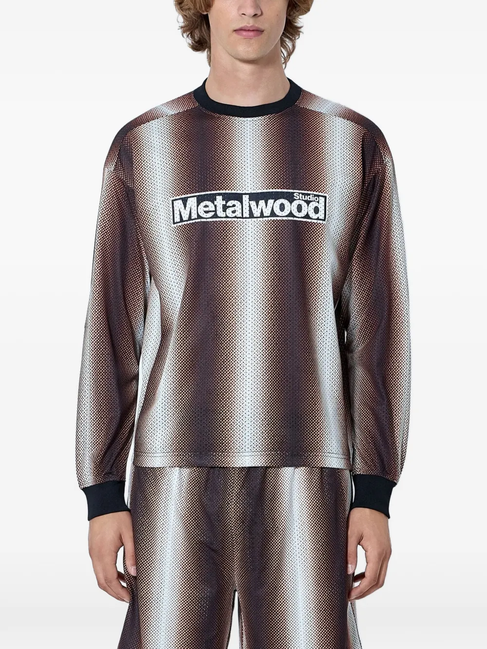 Metalwood Studio logo-motif long-sleeve T-shirt - Braun