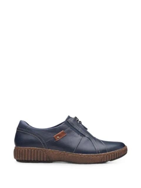 Clarks Originals Magnolia Zip shoes