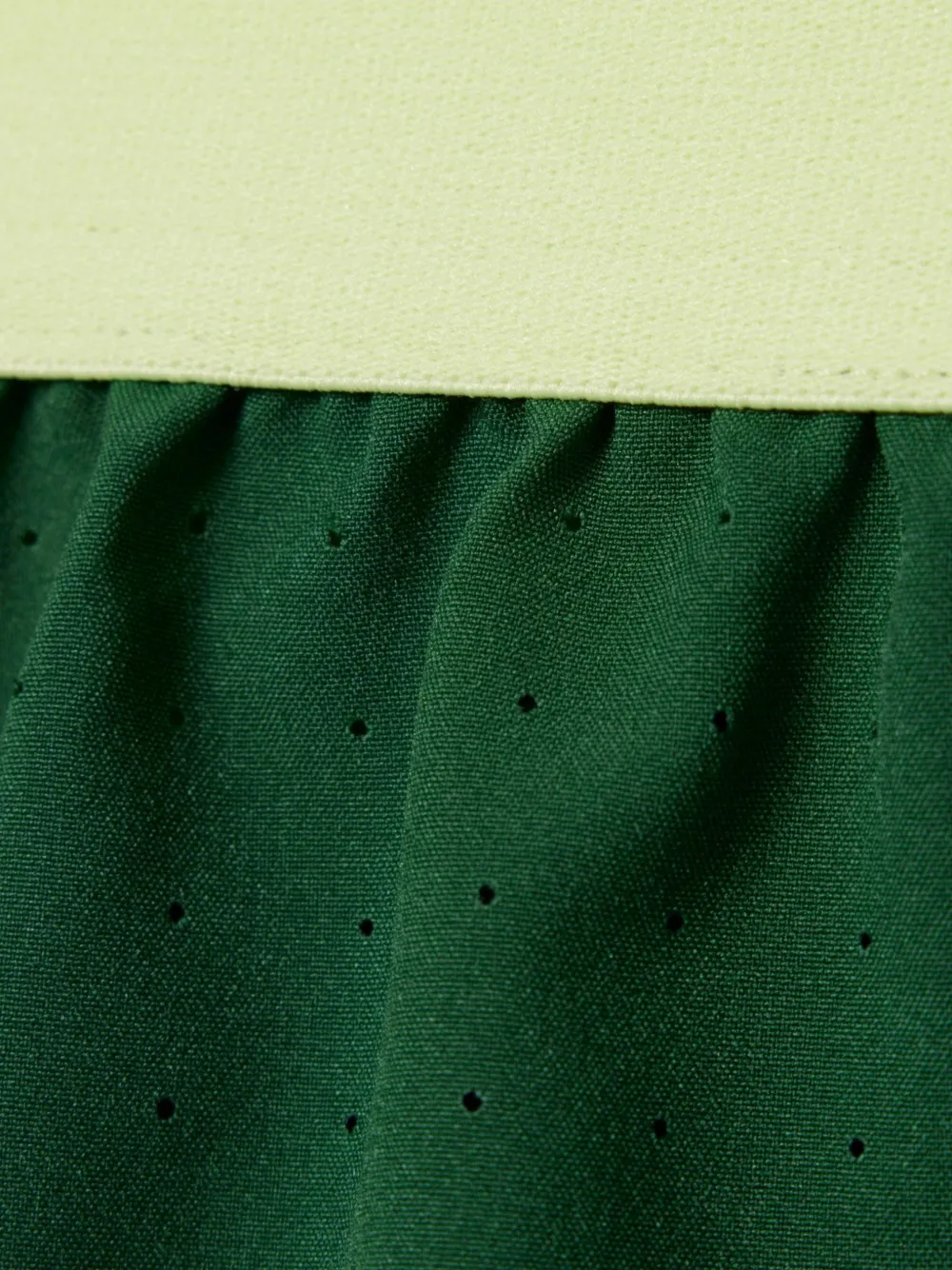 Lacoste x Roland Garros shorts met geperforeerde details Groen