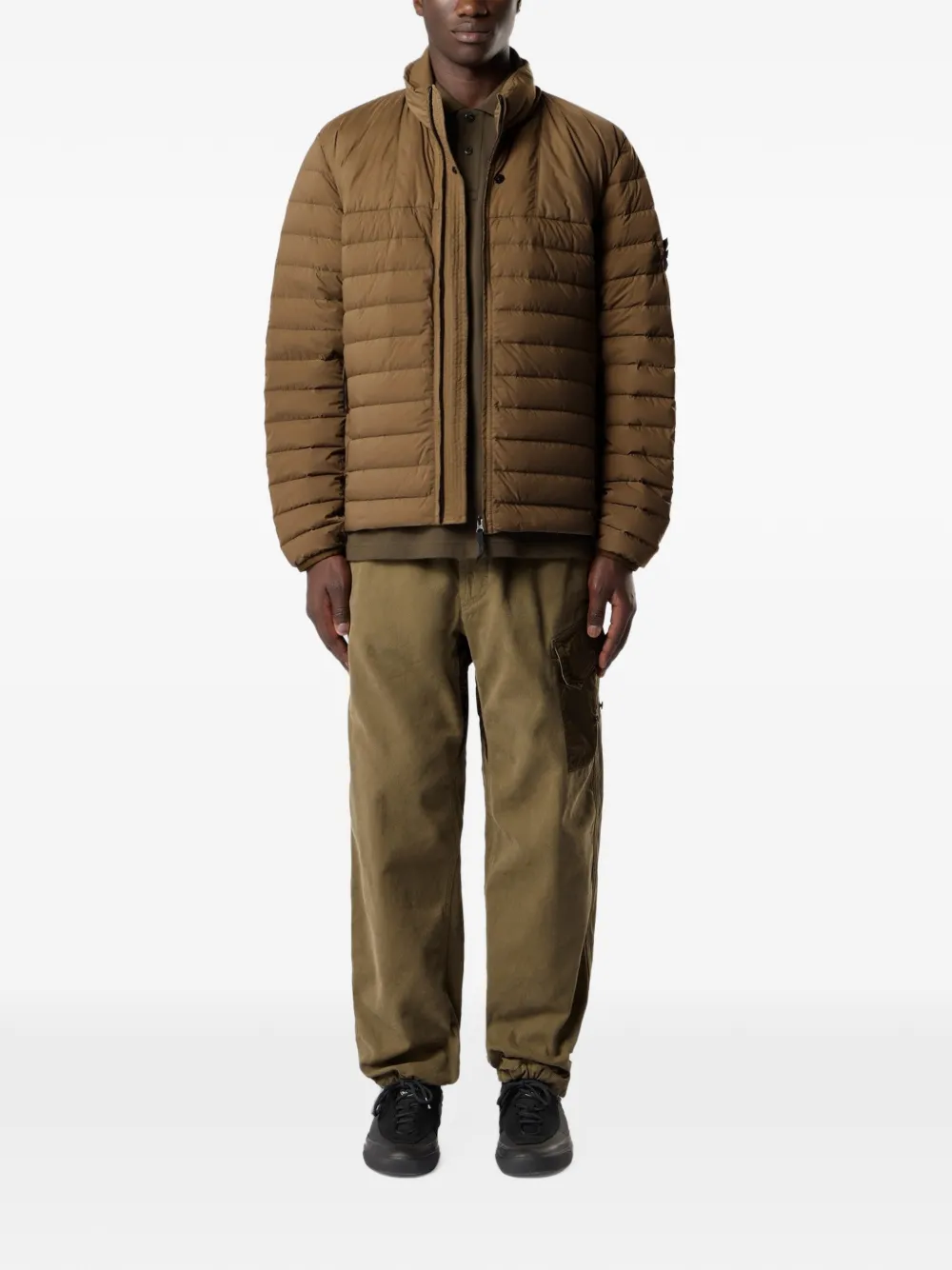 Stone Island 4100067 naadloos nylon donsjack Bruin