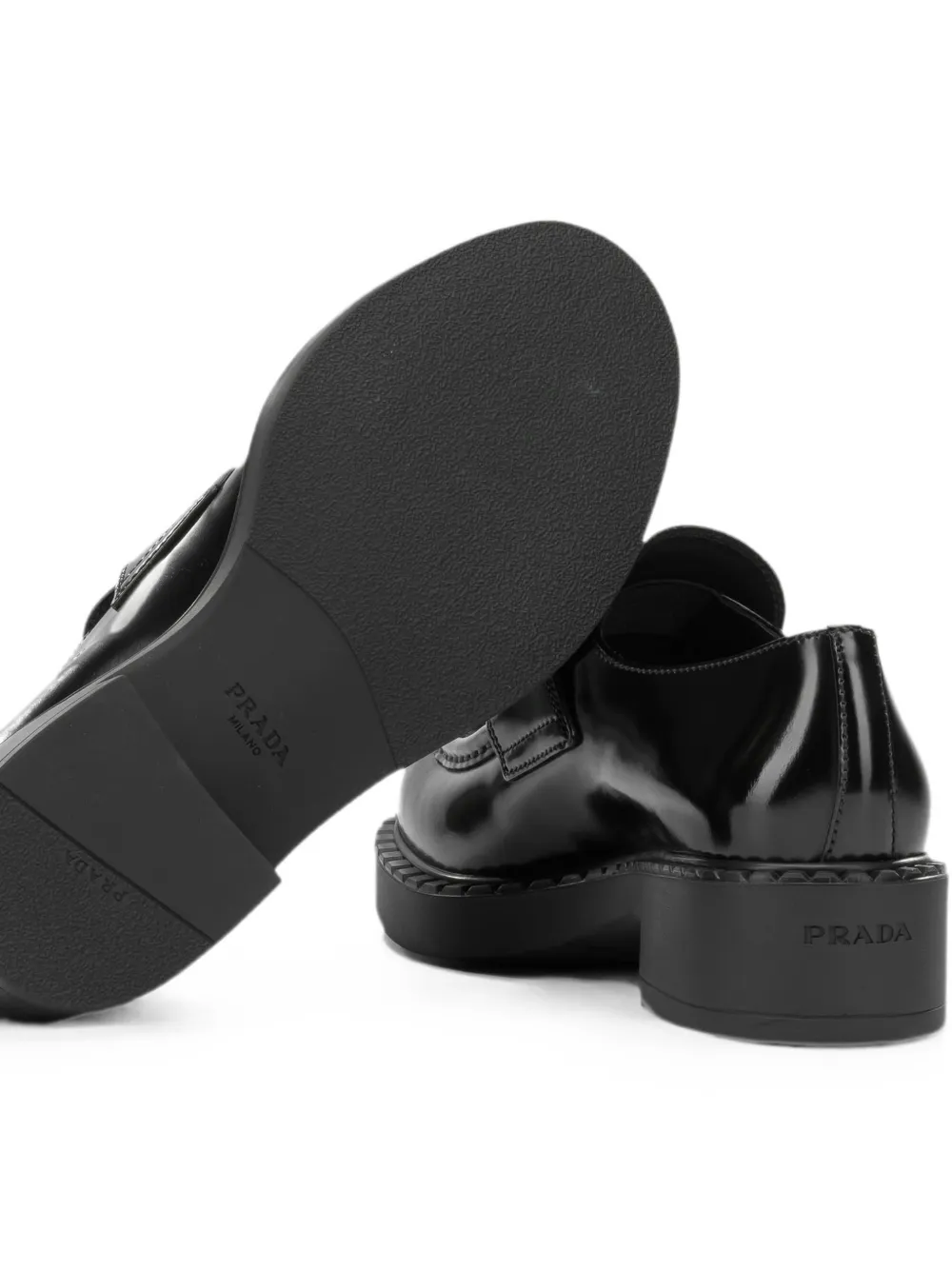 Prada logo-plaque loafers Zwart