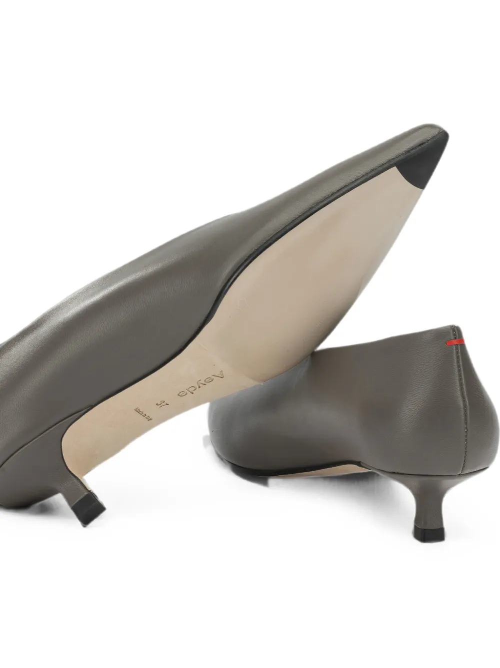 Aeyde Clara pointed-toe pumps Bruin