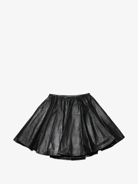 Haikure falda corta con diseño plisado