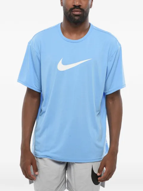 Nike Dri-FIT T-Shirt mit Logo-Print