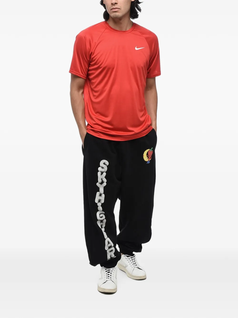 Nike T-shirt met logoprint Rood