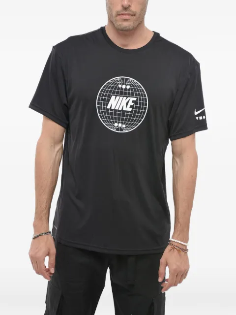 Nike logo-print T-shirt