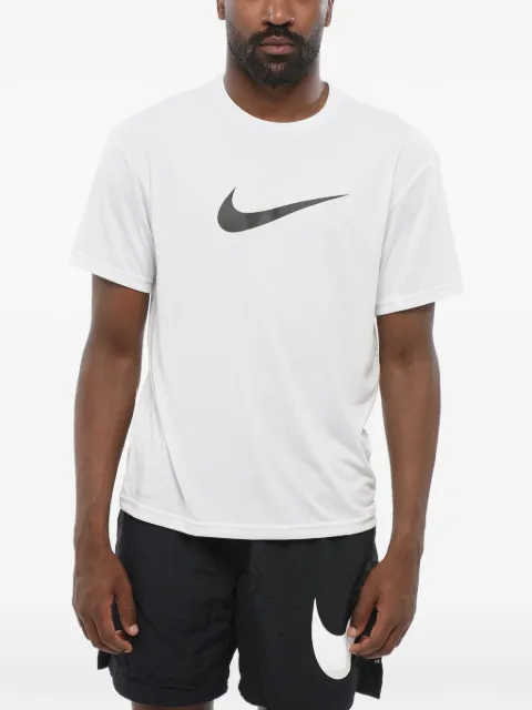 Nike playera con estampado Swoosh