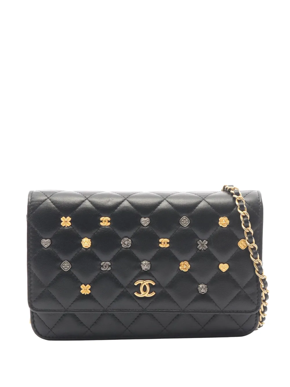 CHANEL Pre-Owned 2018-2019 CC Quilted Studded Lambskin 18K Lucky Charms Wallet On Chain crossbody bag - Black
