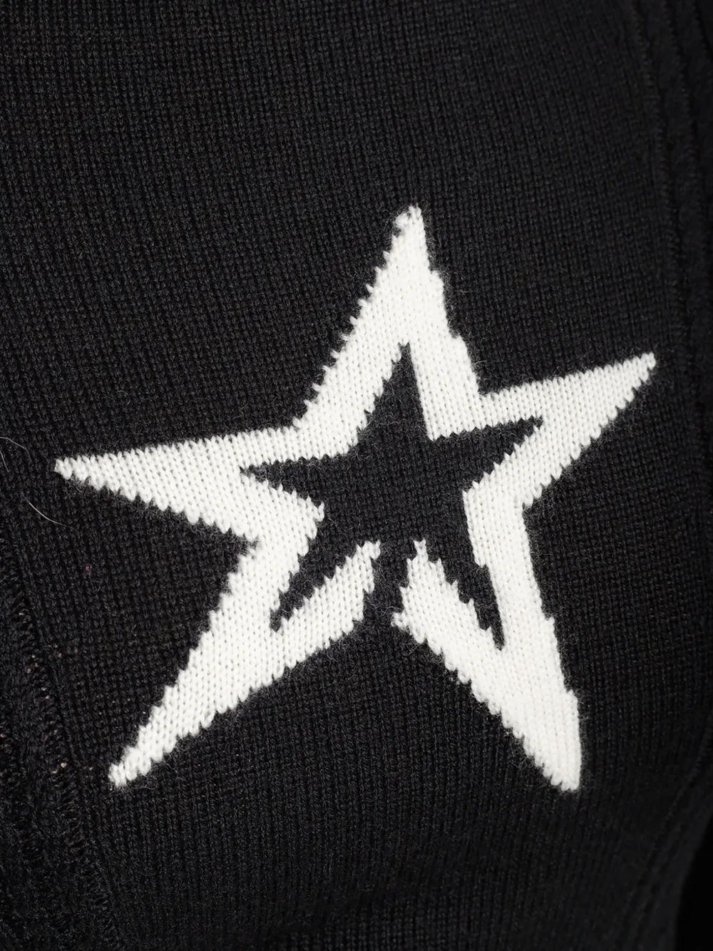 Perfect Moment Kabelgebreide trui met ster-intarsia Zwart
