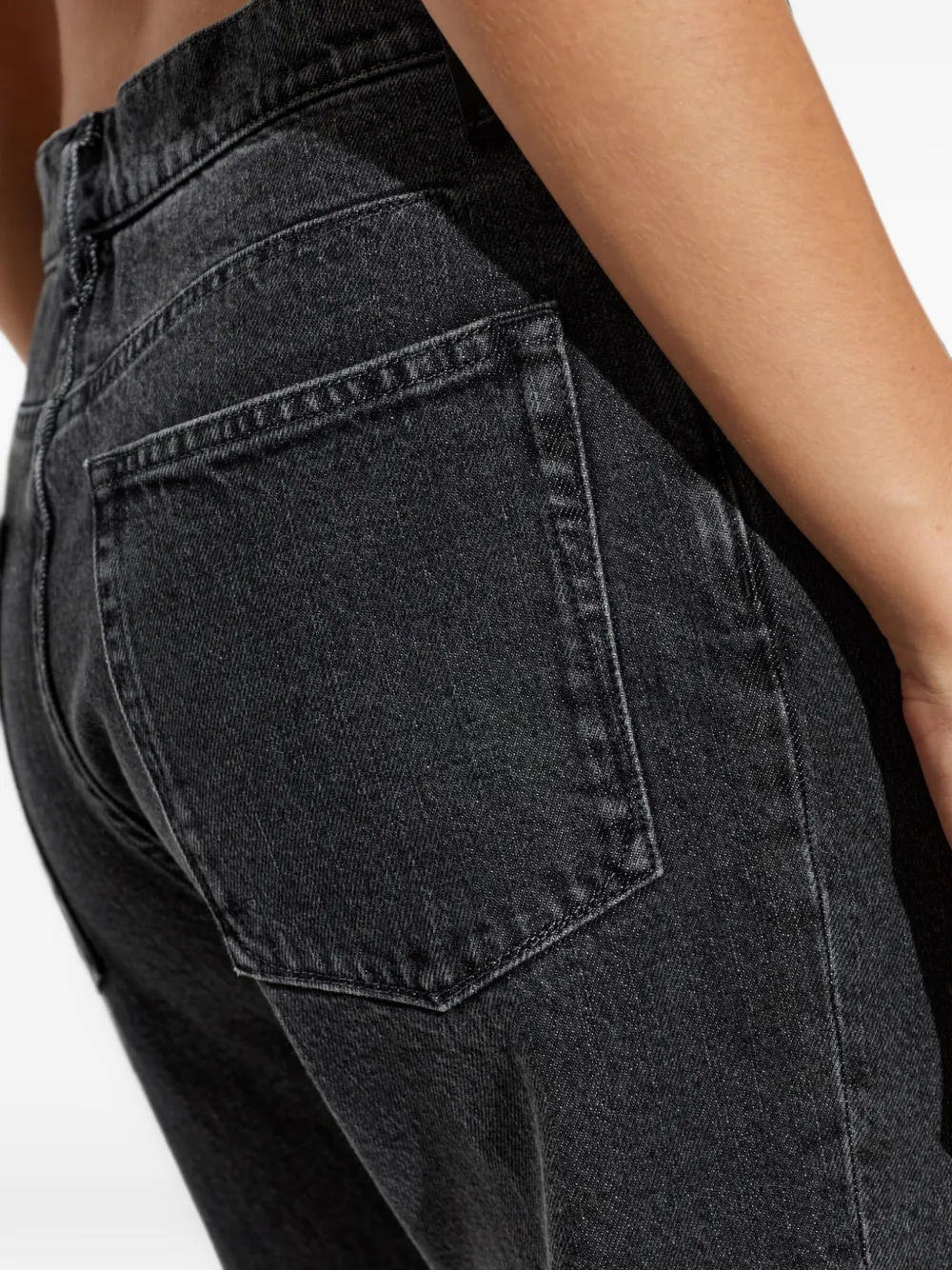 Jil Sander Jeans met toelopende pijpen en knopen Zwart