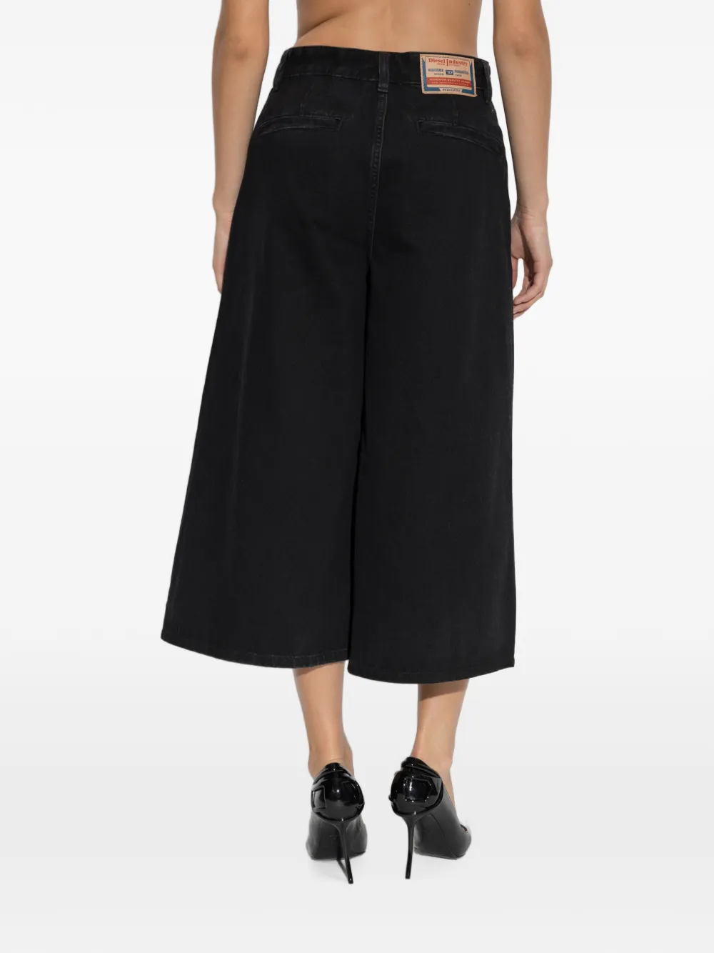 Diesel Denim shorts met plooien Zwart