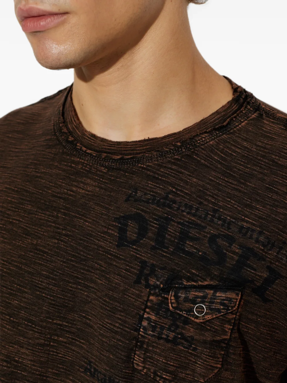 Diesel T-Ardy-Ls gerafeld T-shirt met logoprint Bruin
