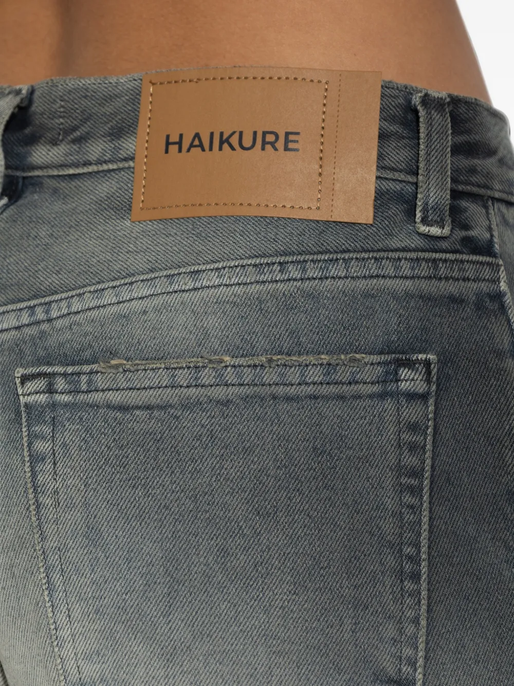 Haikure Lisa jeans met gerafelde afwerking en vervaagd effect Grijs
