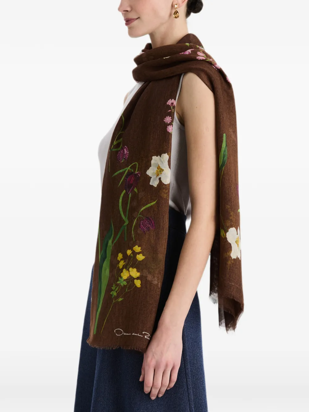 Oscar de la Renta Sjaal met botanische print en franje Bruin