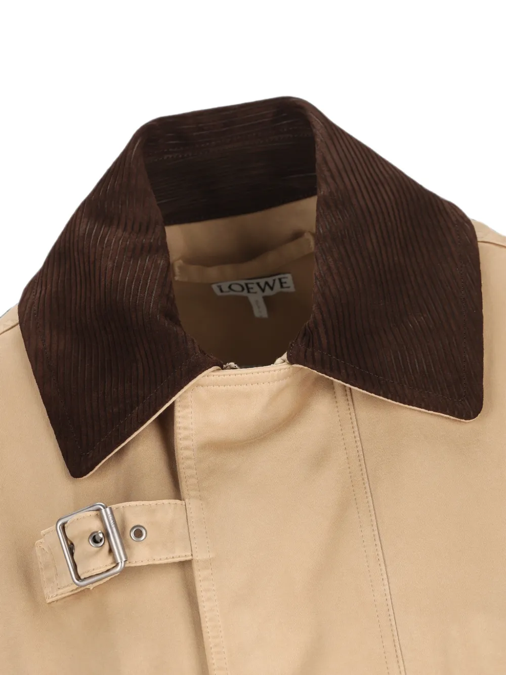 LOEWE Jack met ribfluwelen kraag en gespsluiting Beige