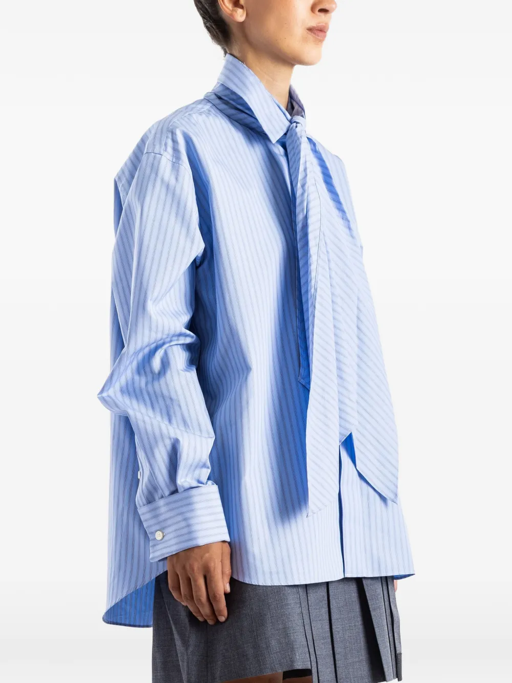 sacai striped tie-neck shirt Blauw