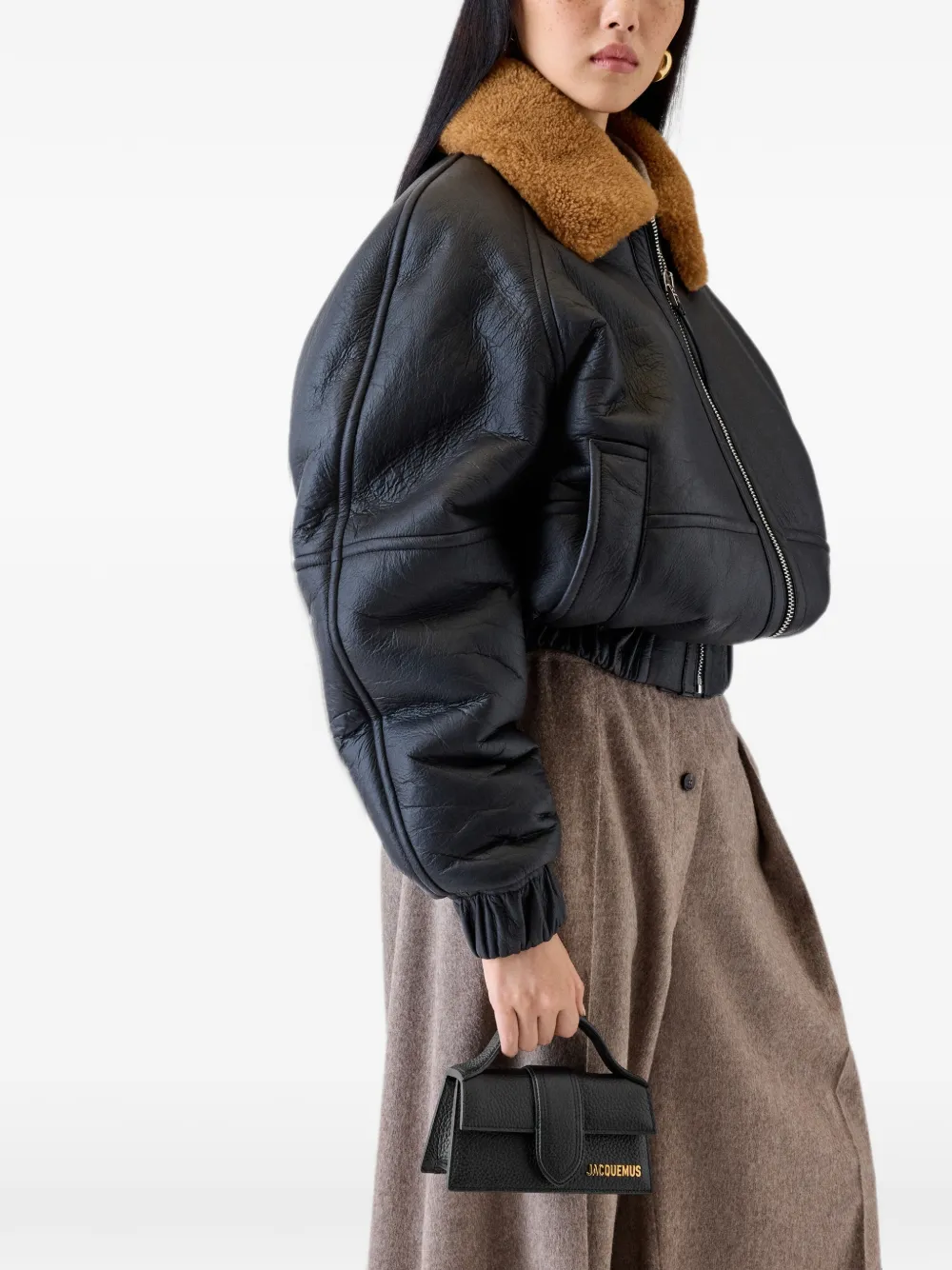 Jacquemus The Bambino grained mini flap bag Zwart