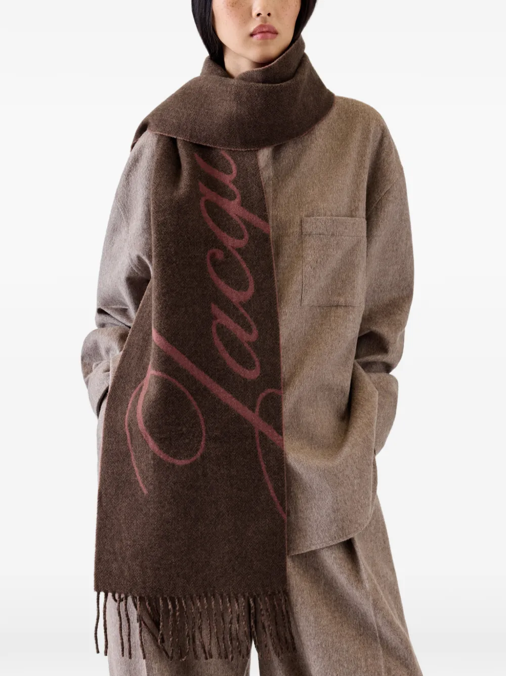 Jacquemus The Atelier scarf with logo Bruin