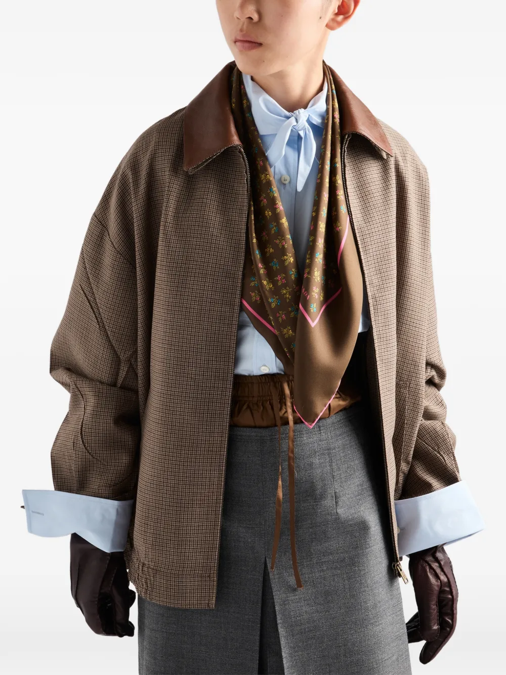 Prada Jack met pied-de-poule print Bruin