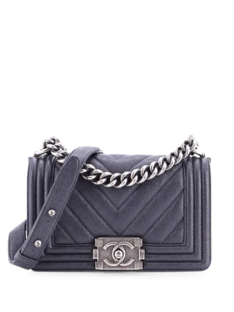 CHANEL Pre-Owned bandolera Boy Flap Bag pequeña de cuero caviar y chevron