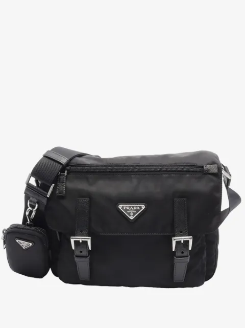 Prada Pre-Owned bolsa crossbody estilo mensajero de tessuto con ribete de piel saffiano con doble hebilla y cierre 2013-2026