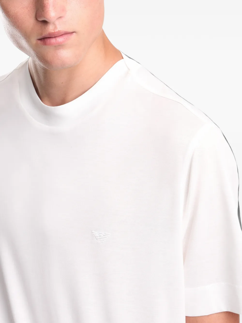 Emporio Armani T-shirt met geborduurd logo Wit
