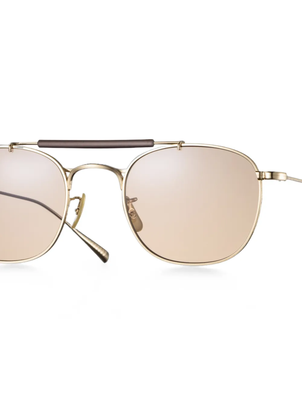 Eyevan7285 Dazzling zonnebril met piloten montuur Goud