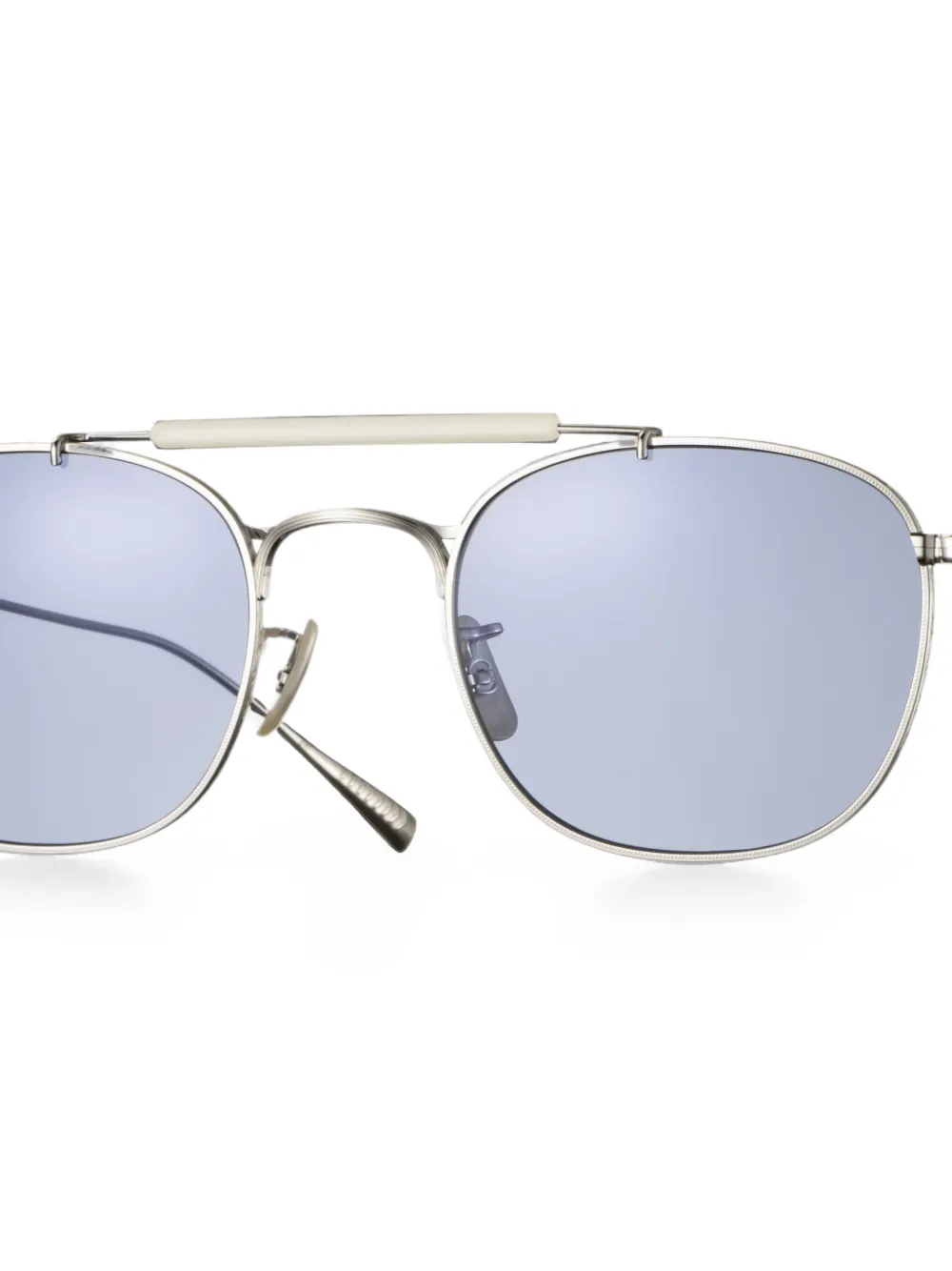 Eyevan7285 Dazzling zonnebril met piloten montuur Zilver