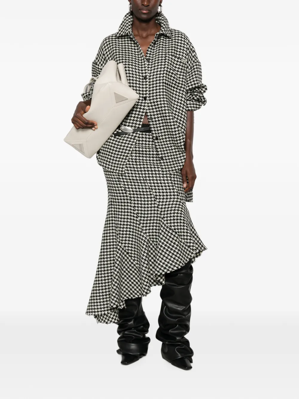 The Attico Midi-rok met pied-de-poule print en asymmetrische zoom Wit