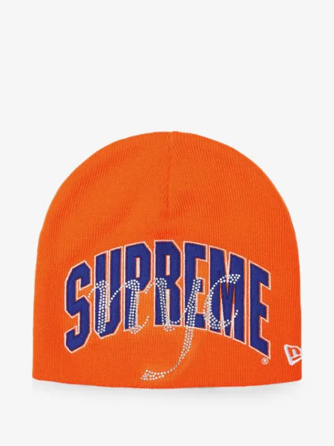 Supreme gorro con detalles de strass en colaboración con New Era NYC