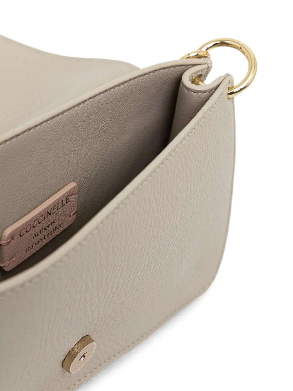 Coccinelle C-Me mini-schoudertas van bewerkt leer met logoplakkaat Beige