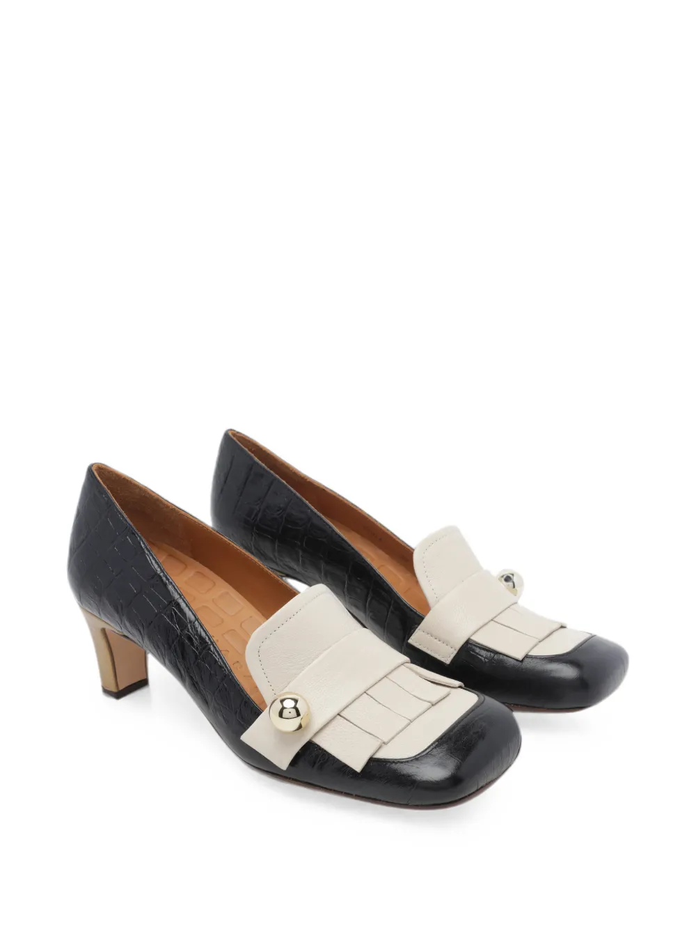 Chie Mihara Shimone pumps met krokodillen-reliëf Zwart