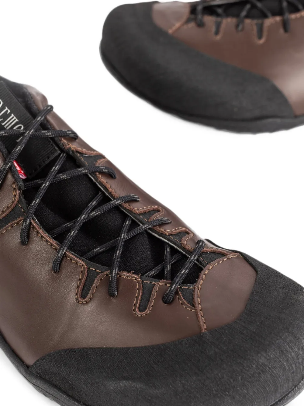 DEMON Dalmara Trail sneakers Bruin