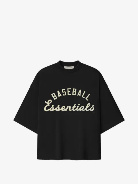 FEAR OF GOD ESSENTIALS playera con logo estampado MLB
