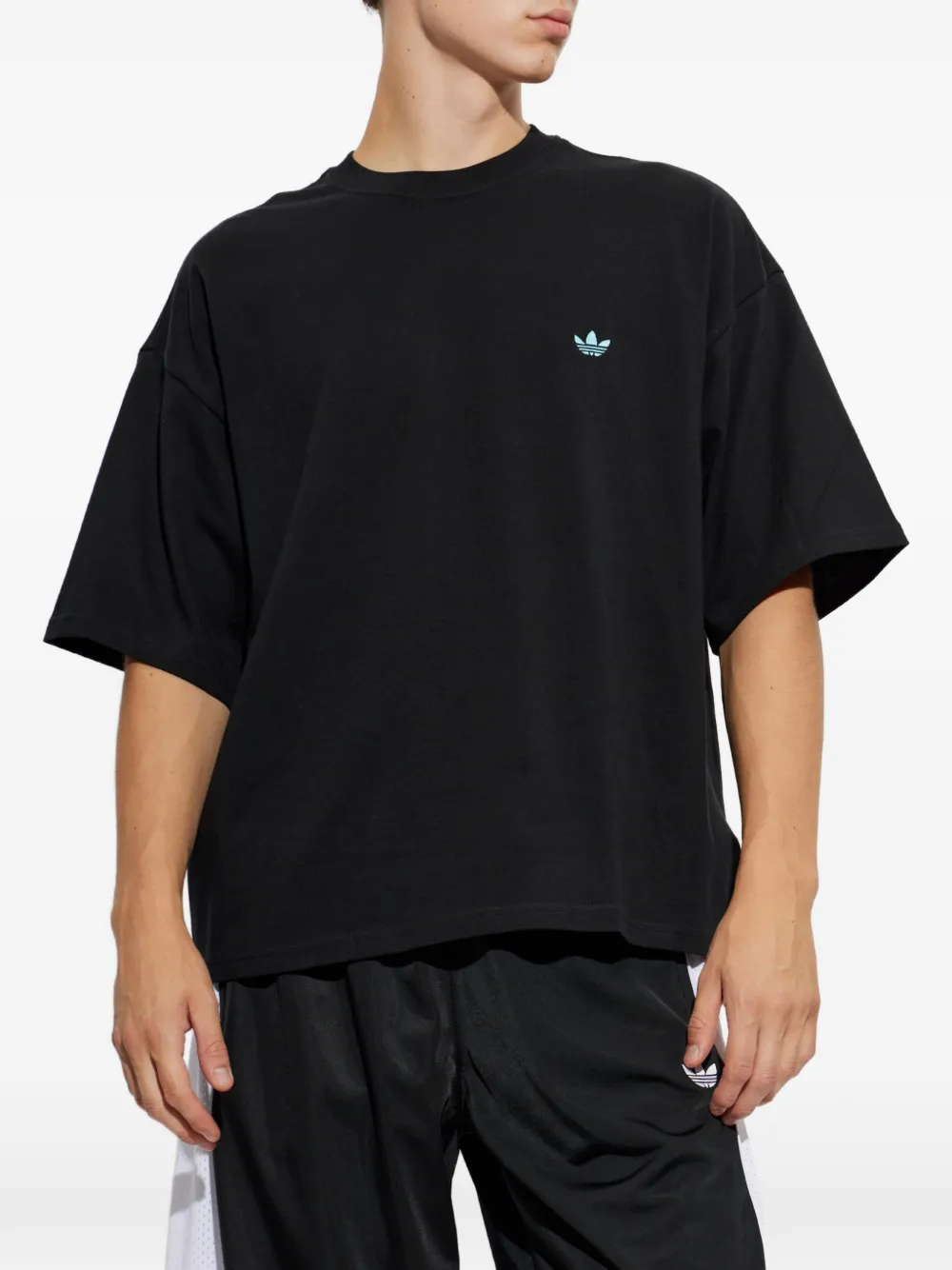 adidas Originals Trefoil Essentials cotton T-shirt Zwart