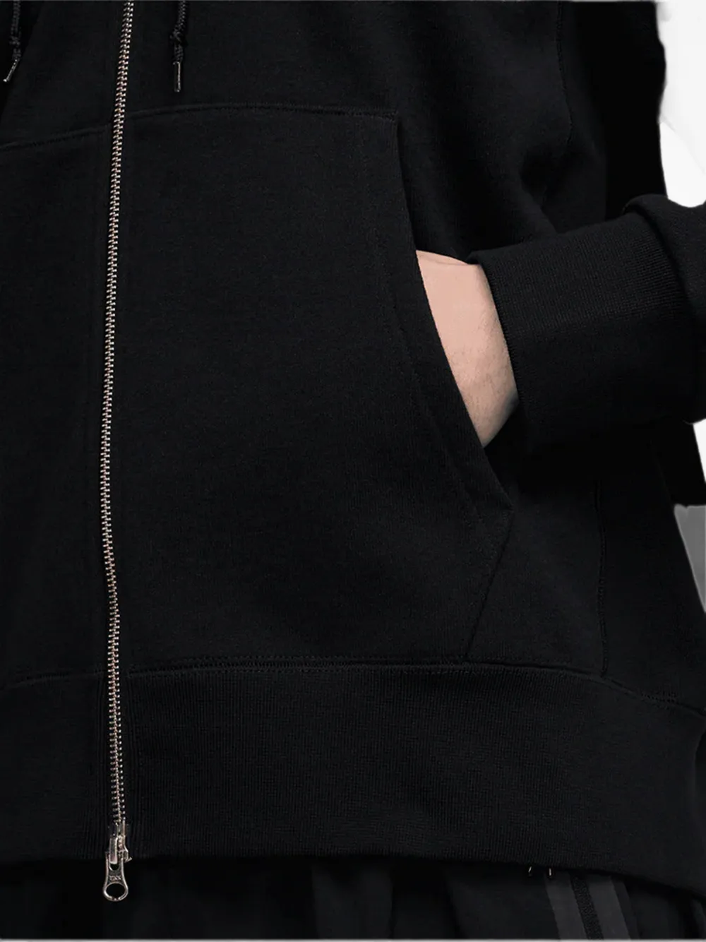 Nike logo-embroidered zip-up hoodie Zwart