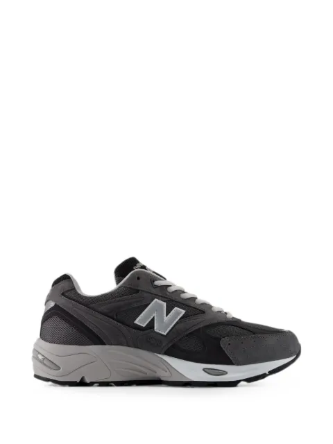 New Balance 880R panelled sneakers