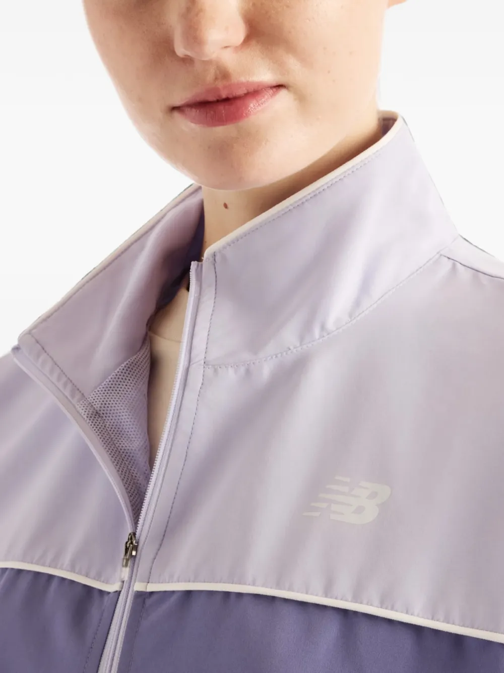 New Balance Trackside woven jacket Paars