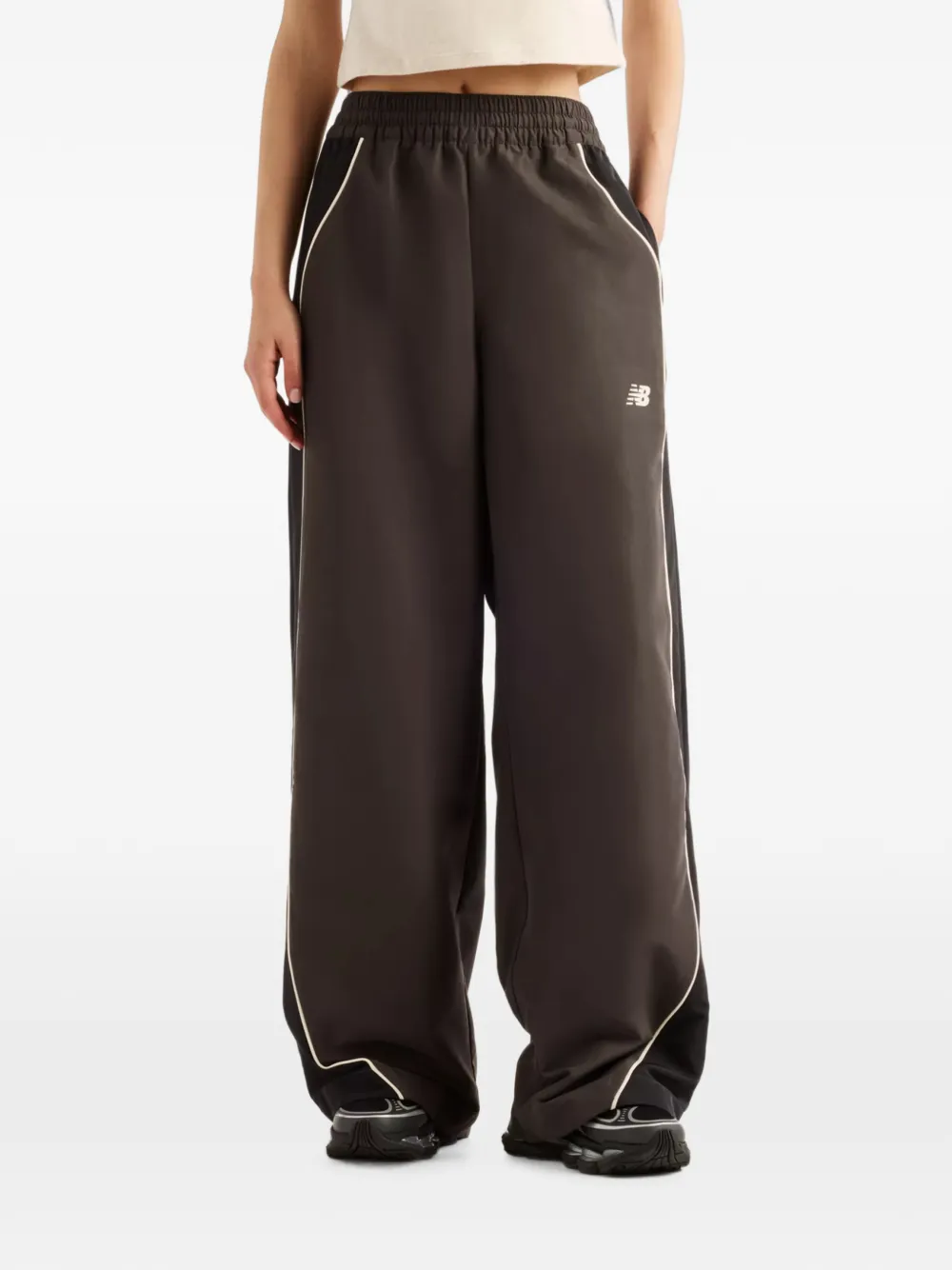 New Balance Trackside woven pants - Grigio