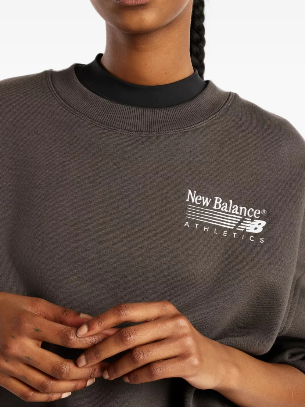 New Balance Trackside fleece crew sweatshirt Grijs