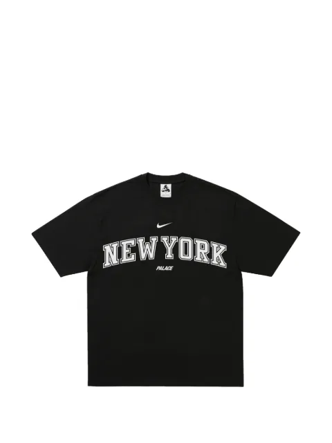 Palace playera New York en colaboración con Nike