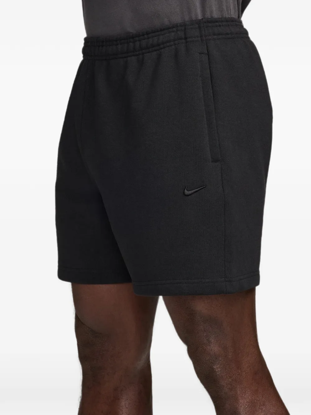 Nike Shorts met geborduurd logo Grijs