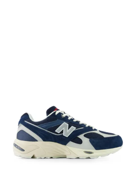 New Balance 880R sneakers