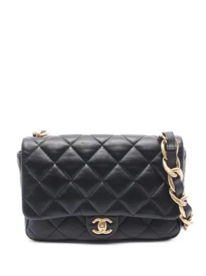 CHANEL Pre-Owned Classic Flap CC turn-lock Shoulder Bag | Black