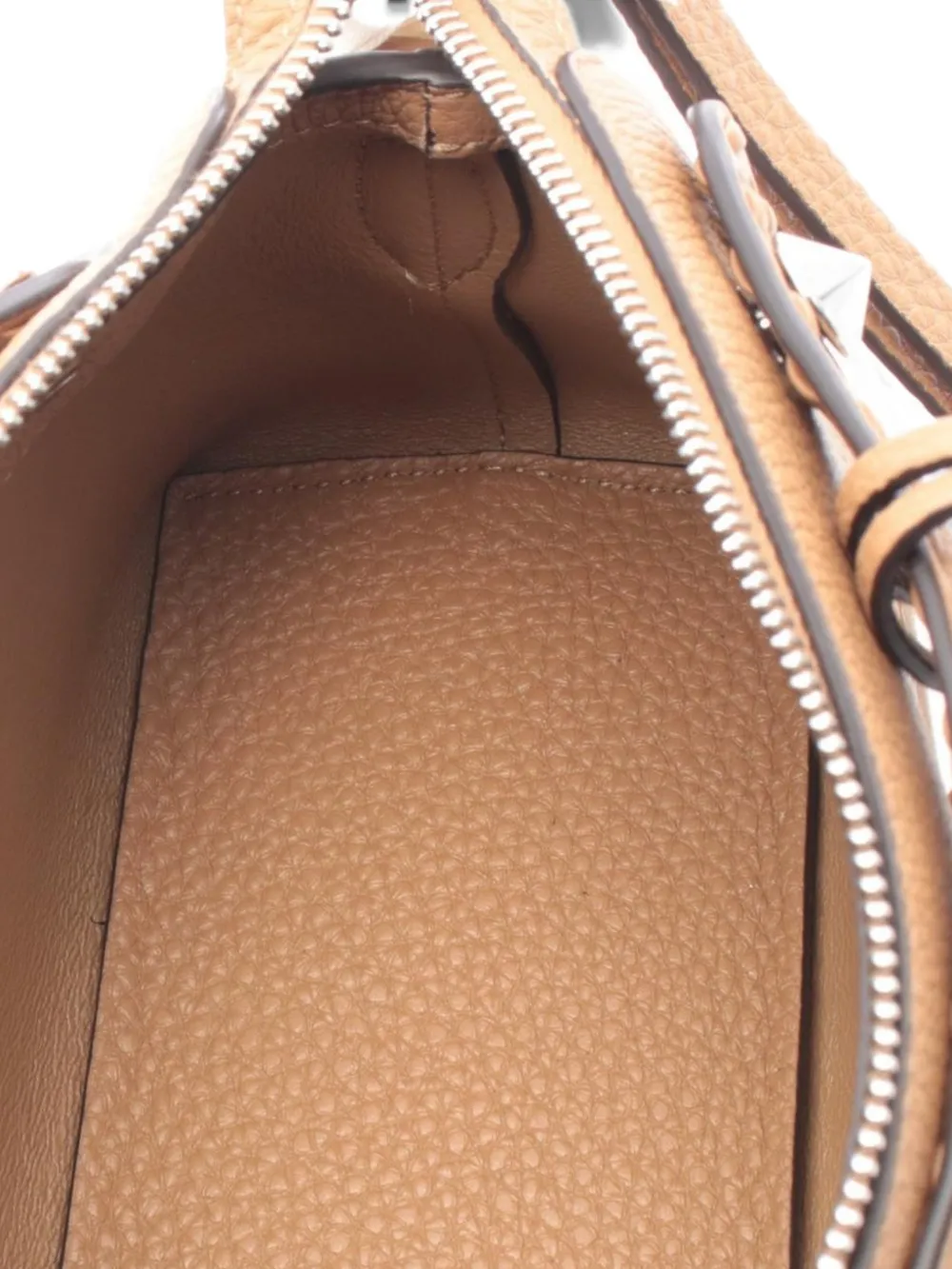 Fendi Pre-owned 2020s By the Way Selleria Tote Bag in Neutrals, view 4
