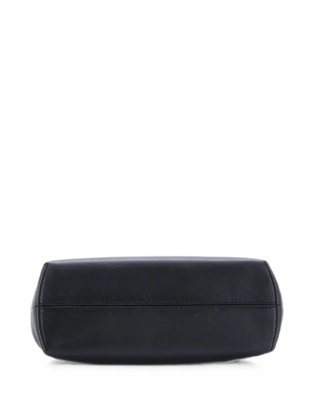 Fendi Pre-owned First Bag Leather Small Clutch Bag in Black, view 4