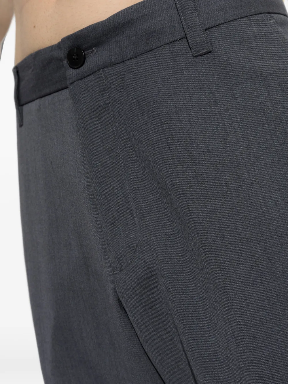 SAMSOE zip-up straight-leg trousers Grijs